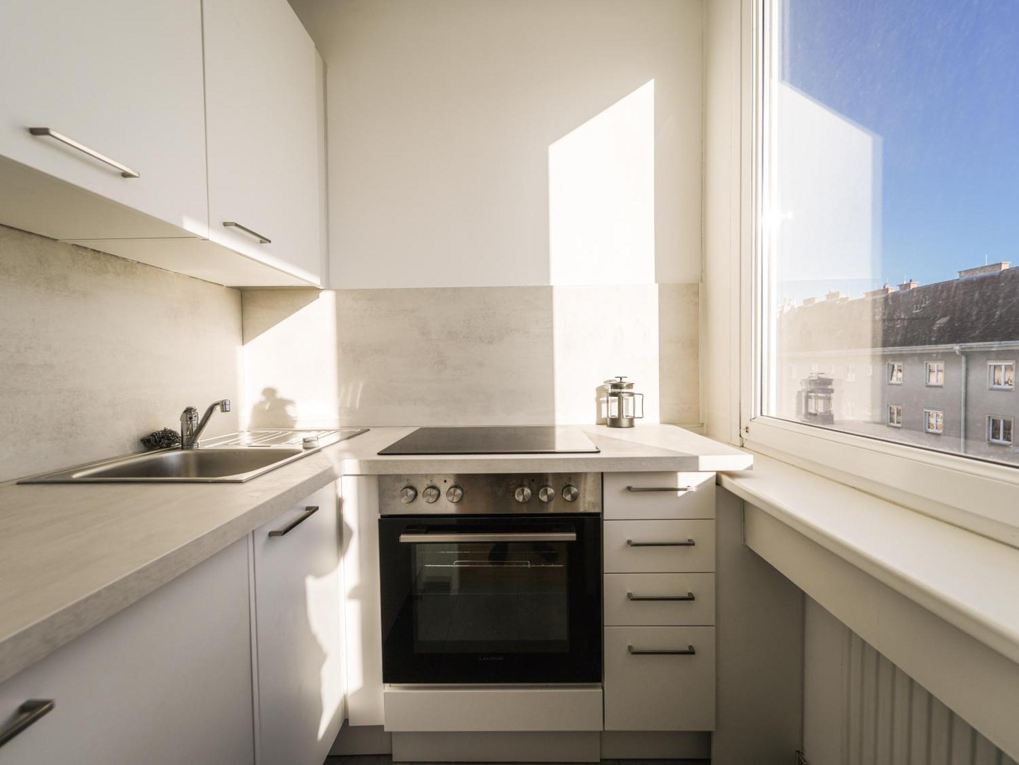 Spacious Apartments With View & Free Parking Wiener Neustadt Buitenkant foto